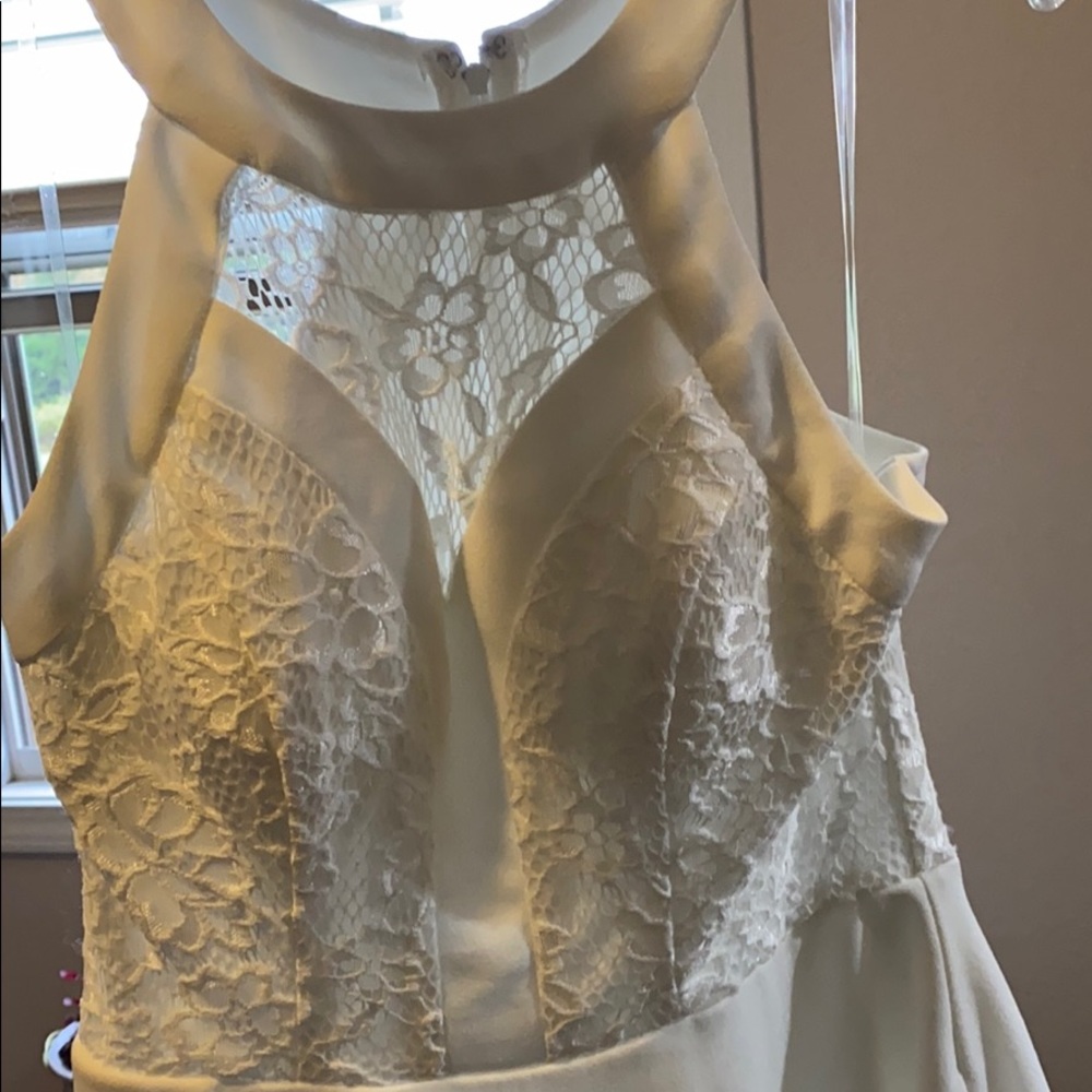 Dress - Picture 3 of 6